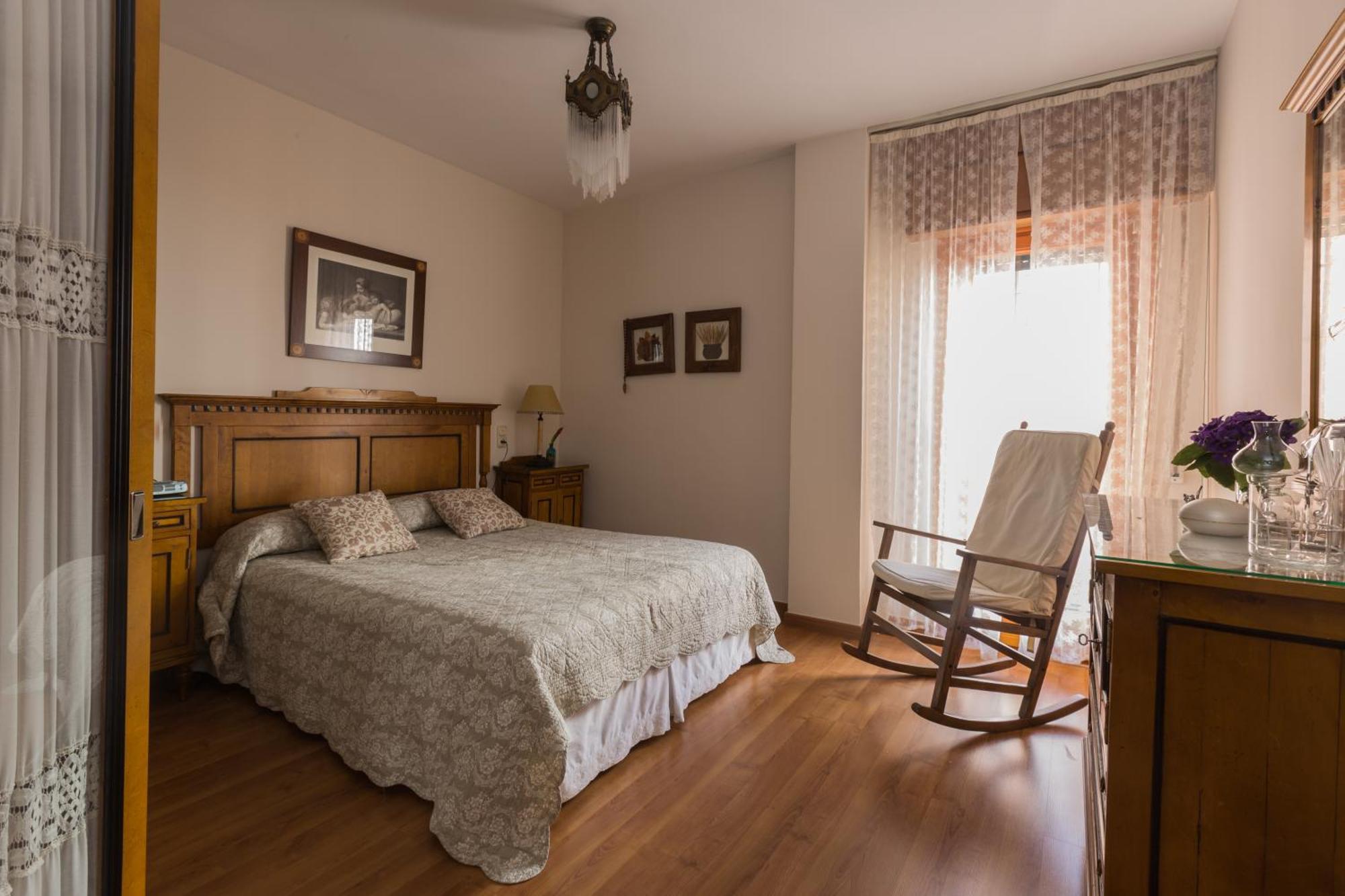 Gracia Suites - Centro Y Confort Con Parking Gratis Granada Buitenkant foto