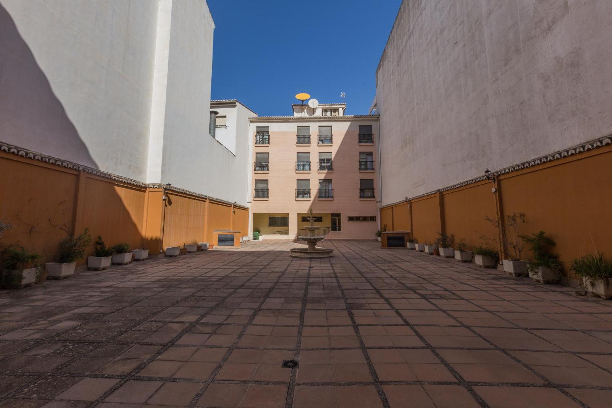 Gracia Suites - Centro Y Confort Con Parking Gratis Granada Buitenkant foto